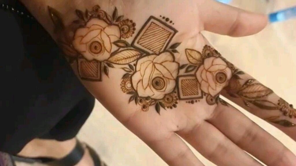 Thick and Thin Lines Palm mehndi