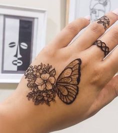 Butterfly Motif Mehndi Design