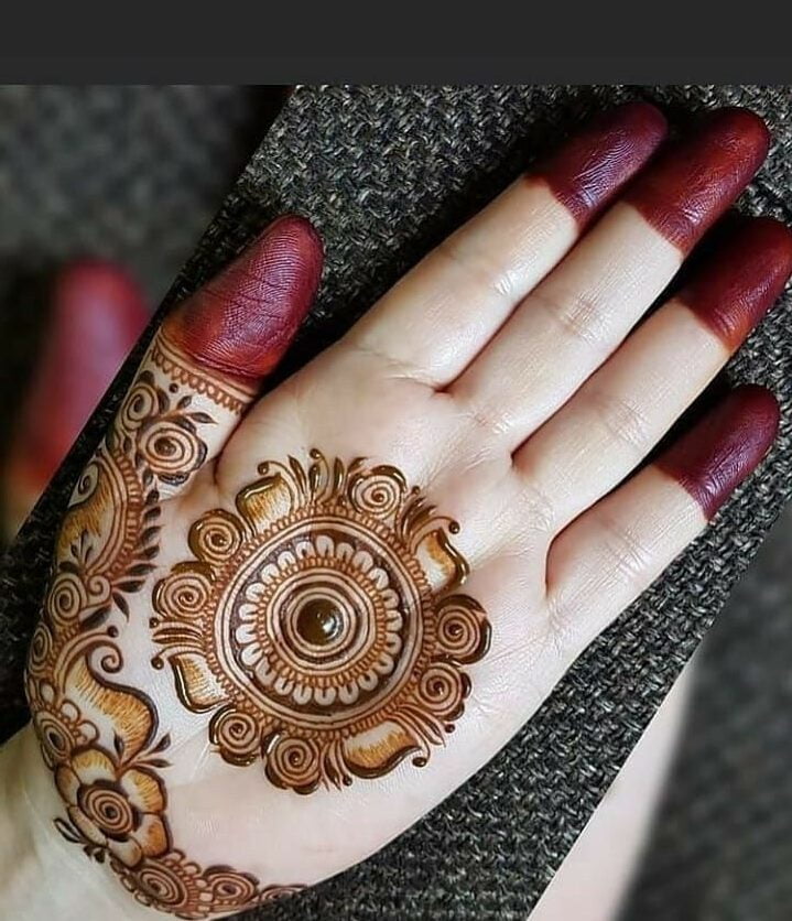 Mandala Front Hand Mehndi Designs